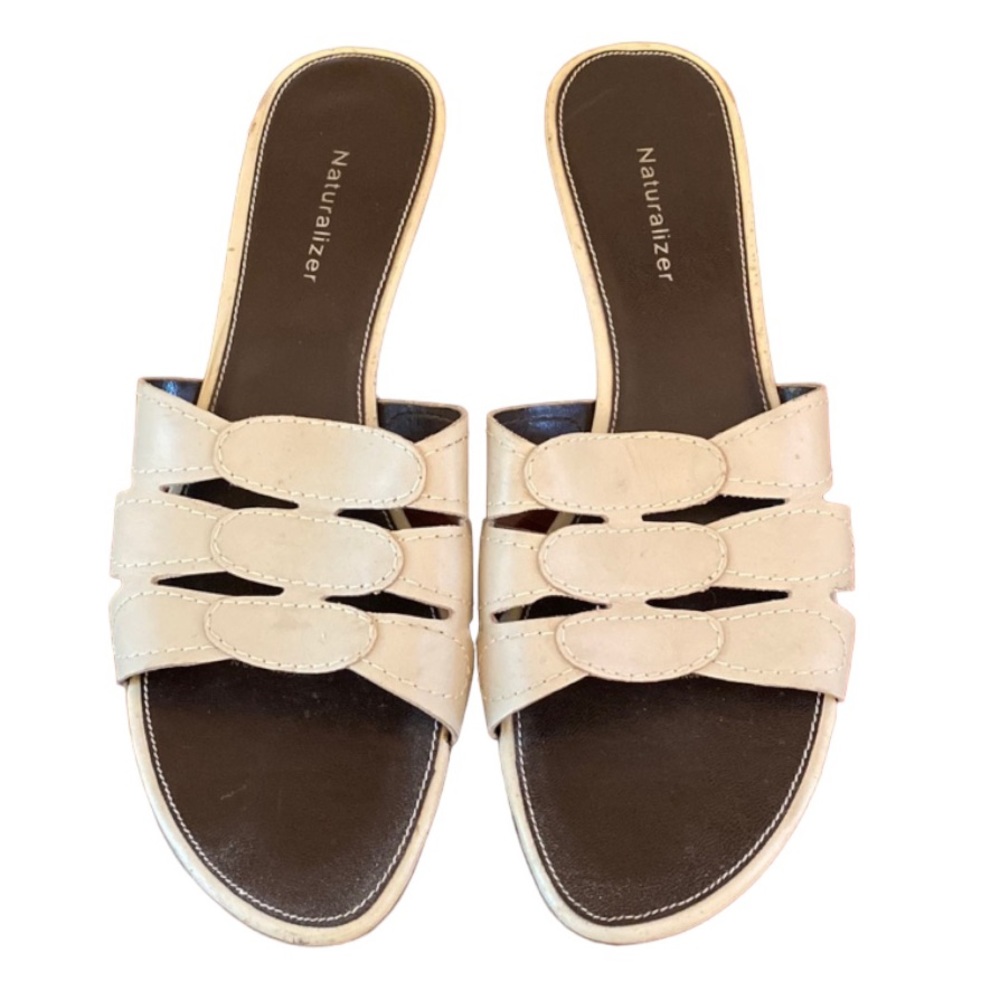 Naturalizer Cream SZ 10N Minimalist Neutral Casual Boho Chic Sleek Sandals